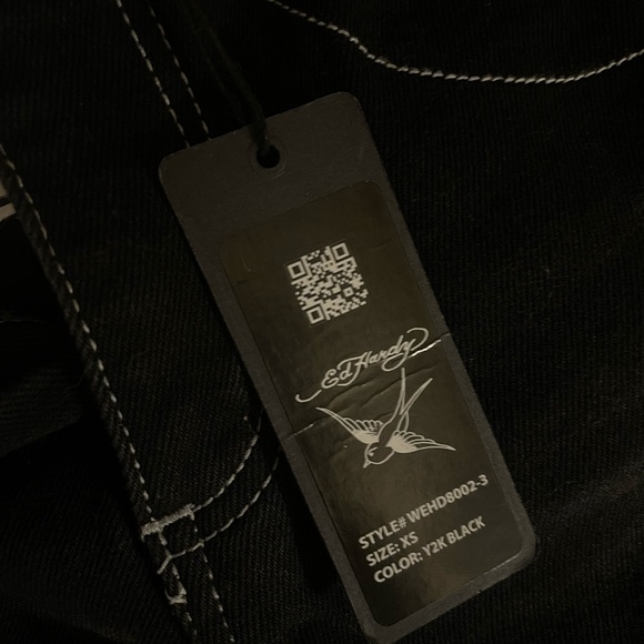 Ed Hardy Black and Red jorts - Picture 4 of 6